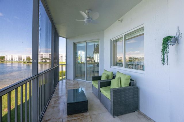 10700 NW 66th St 207, Doral, FL 33178