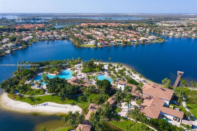 10700 NW 66th St 207, Doral, FL 33178