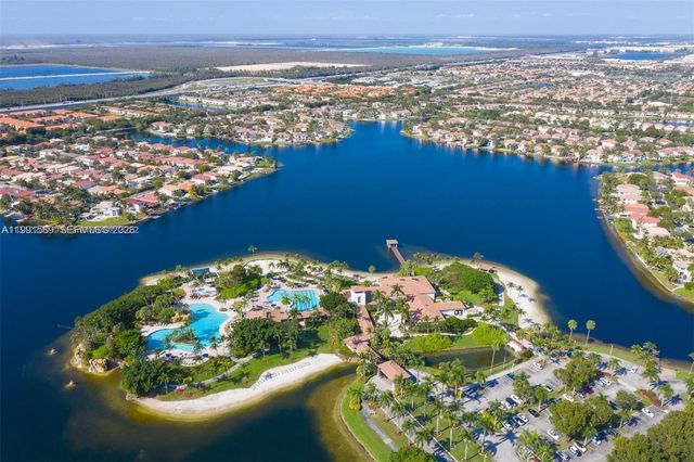 10700 NW 66th St 207, Doral, FL 33178