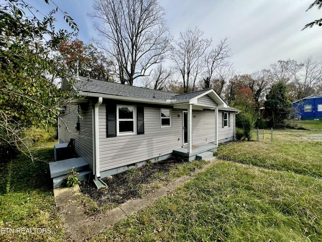 120 Audubon Rd, Oak Ridge, TN 37830