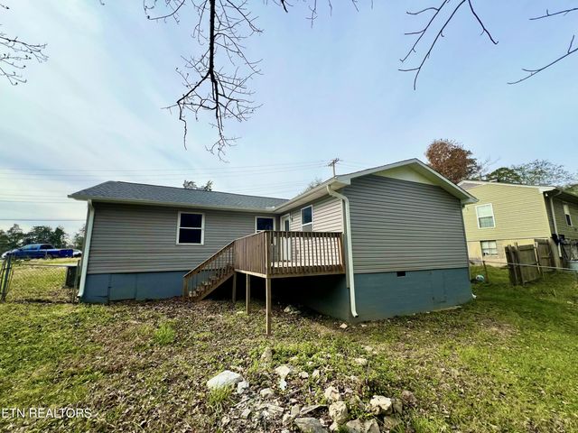 120 Audubon Rd, Oak Ridge, TN 37830