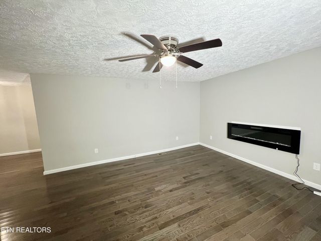 120 Audubon Rd, Oak Ridge, TN 37830