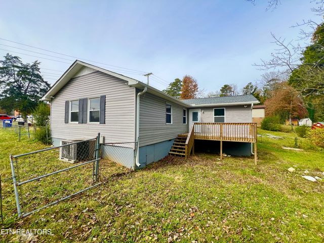 120 Audubon Rd, Oak Ridge, TN 37830