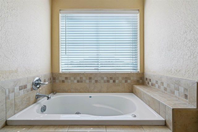 1382 NW Stillwater Trail, Lawton, OK 73507