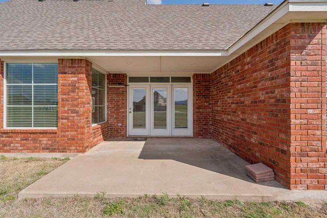 1382 NW Stillwater Trail, Lawton, OK 73507