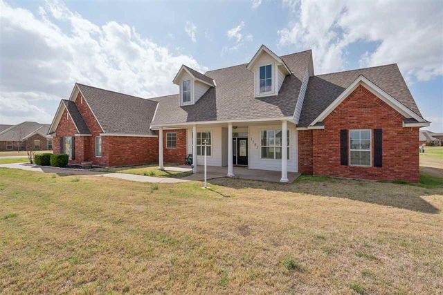 1382 NW Stillwater Trail, Lawton, OK 73507