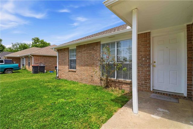 2698 Ruth Avenue A&B, Springdale, AR 72764