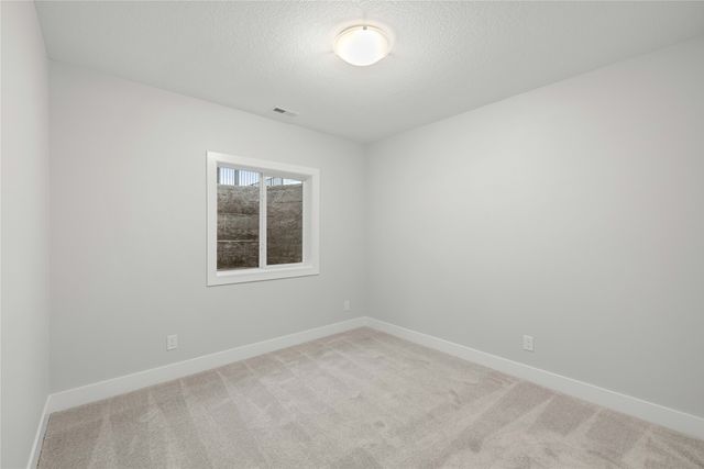 9822 Watermeadow Circle, Johnston, IA 50131