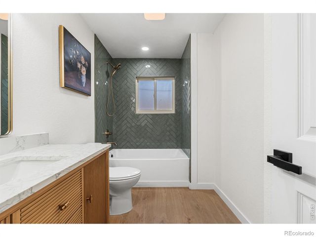 835 Hillside Court, Longmont, CO 80501