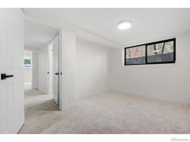 835 Hillside Court, Longmont, CO 80501