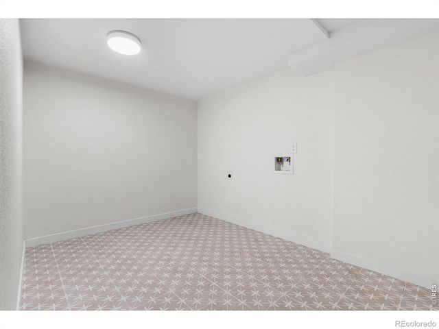 835 Hillside Court, Longmont, CO 80501