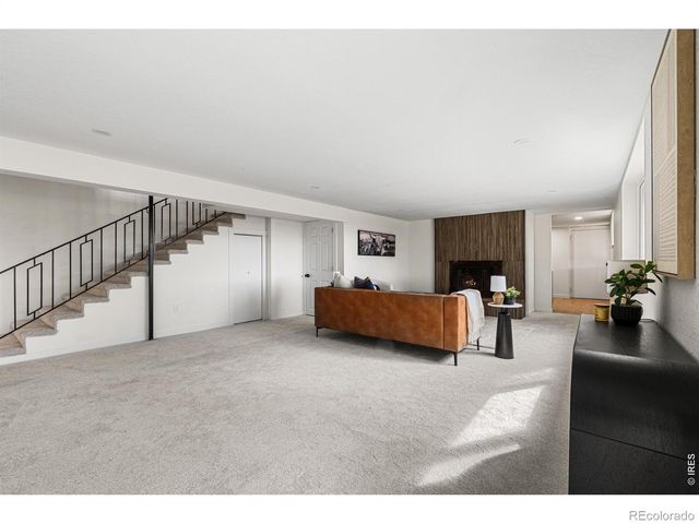 835 Hillside Court, Longmont, CO 80501