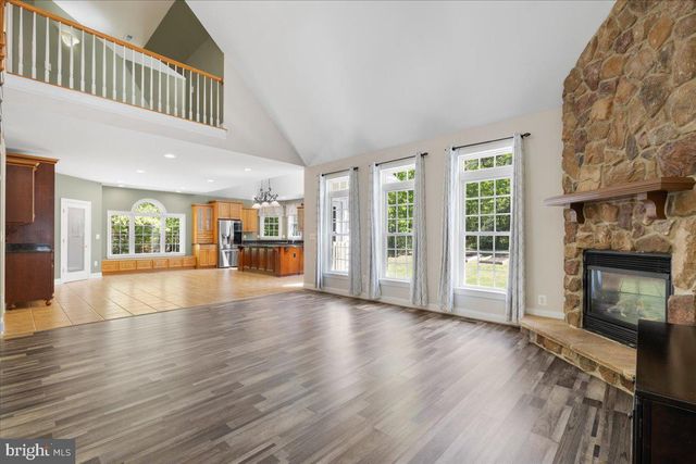 8606 LAROQUE RUN DR, Fredericksburg, VA 22407