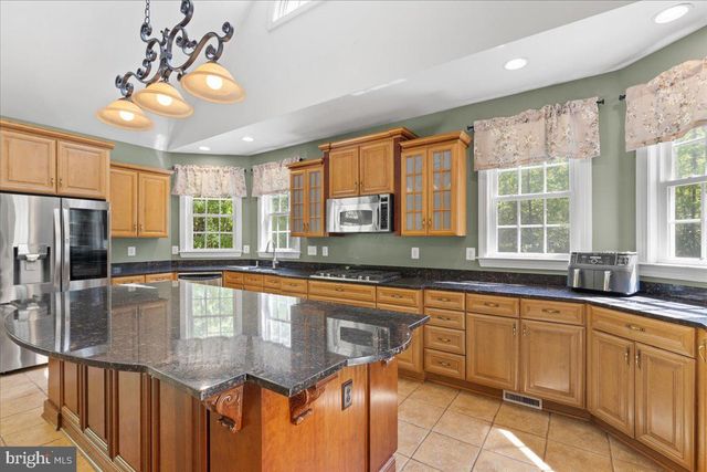 8606 LAROQUE RUN DR, Fredericksburg, VA 22407