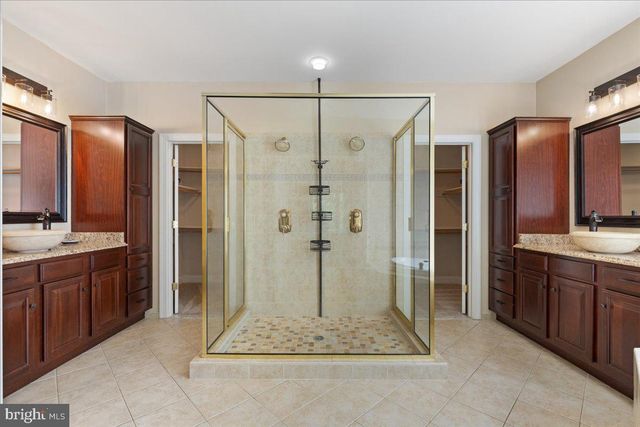 8606 LAROQUE RUN DR, Fredericksburg, VA 22407