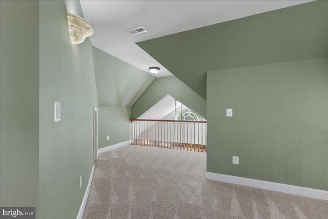 8606 LAROQUE RUN DR, Fredericksburg, VA 22407