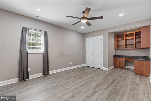 8606 LAROQUE RUN DR, Fredericksburg, VA 22407