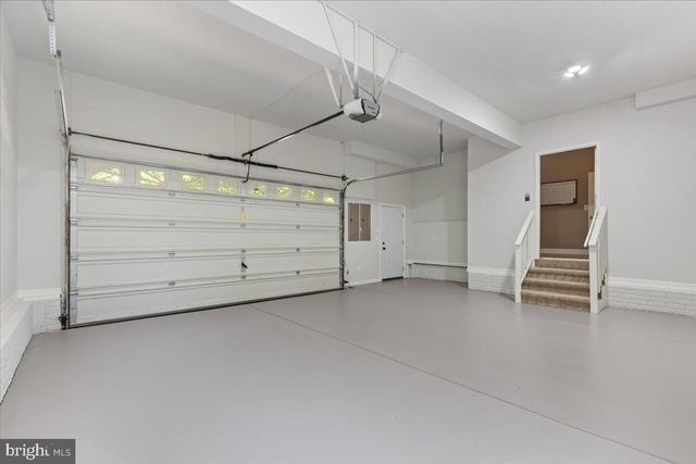 8606 LAROQUE RUN DR, Fredericksburg, VA 22407