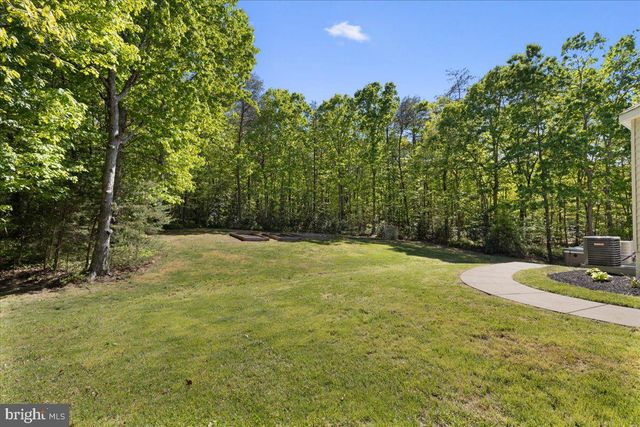 8606 LAROQUE RUN DR, Fredericksburg, VA 22407