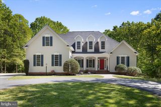 8606 LAROQUE RUN DR, Fredericksburg, VA 22407