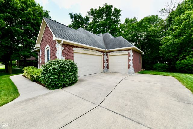13558 Water Crest Drive, Fishers, IN 46038