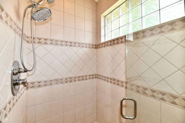 13558 Water Crest Drive, Fishers, IN 46038