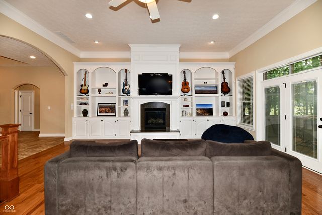 13558 Water Crest Drive, Fishers, IN 46038