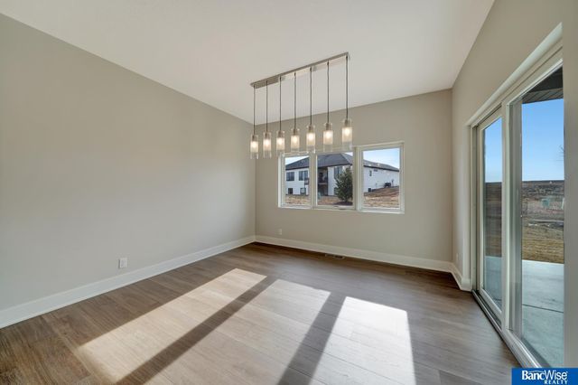 9209 Marbella Drive, Lincoln, NE 68520