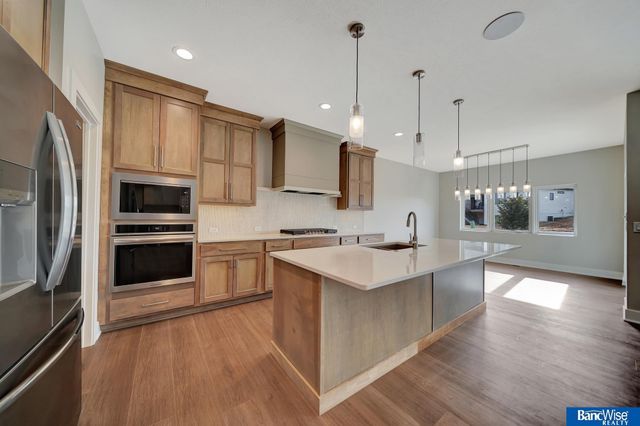 9209 Marbella Drive, Lincoln, NE 68520