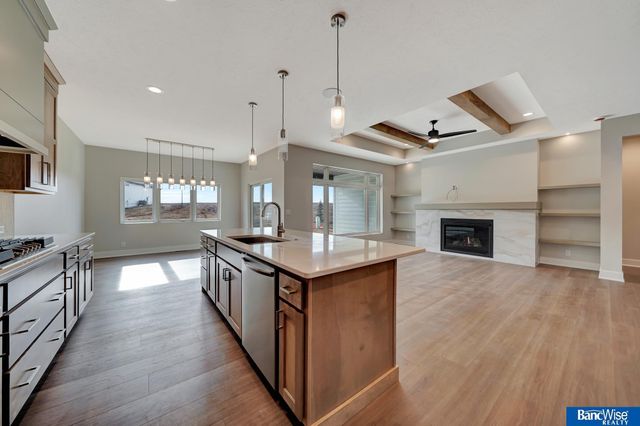 9209 Marbella Drive, Lincoln, NE 68520