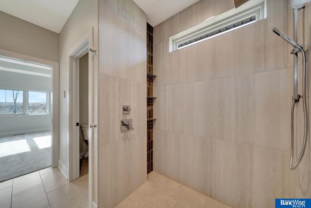 9209 Marbella Drive, Lincoln, NE 68520