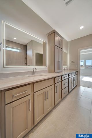 9209 Marbella Drive, Lincoln, NE 68520