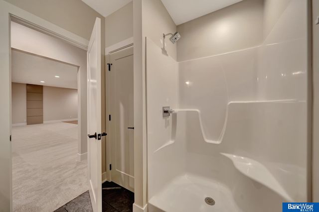 9209 Marbella Drive, Lincoln, NE 68520