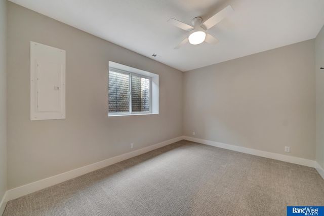 9209 Marbella Drive, Lincoln, NE 68520