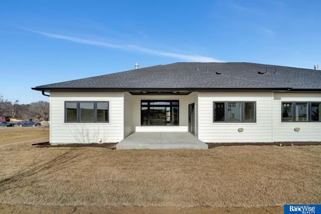 9209 Marbella Drive, Lincoln, NE 68520