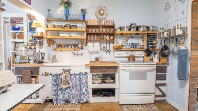 509 Old Cane Bluff Road, Alton, MO 65606