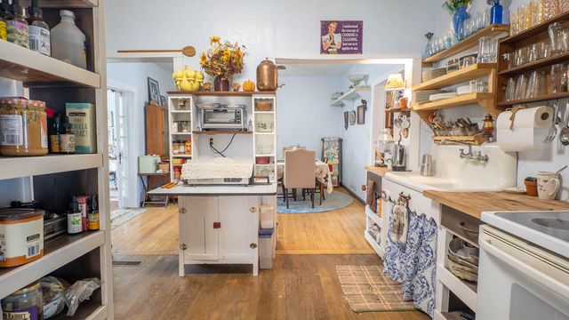 509 Old Cane Bluff Road, Alton, MO 65606