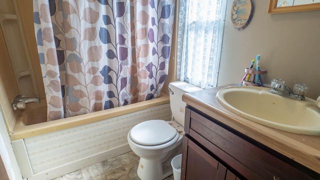 509 Old Cane Bluff Road, Alton, MO 65606