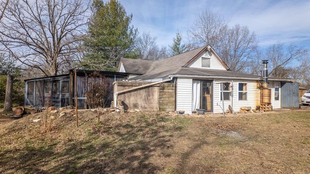 509 Old Cane Bluff Road, Alton, MO 65606