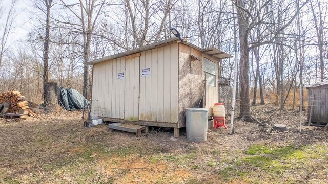 509 Old Cane Bluff Road, Alton, MO 65606