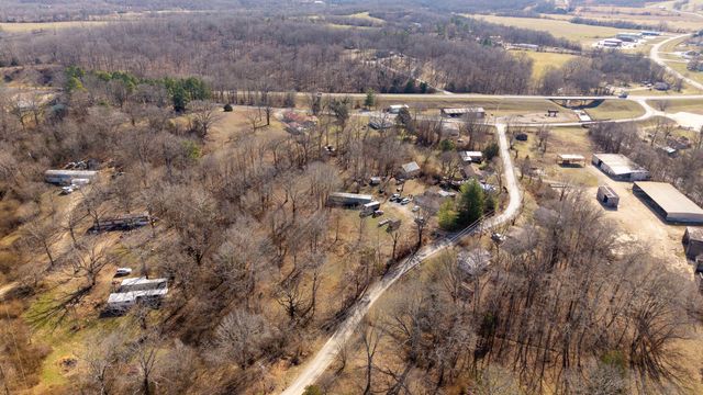509 Old Cane Bluff Road, Alton, MO 65606