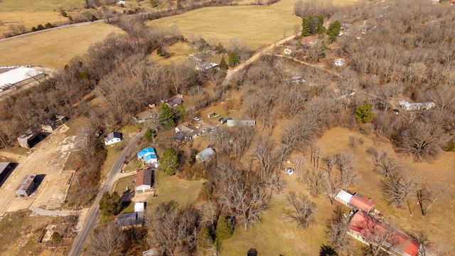 509 Old Cane Bluff Road, Alton, MO 65606