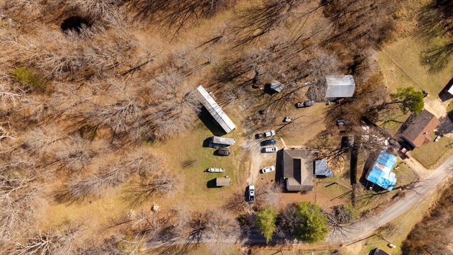 509 Old Cane Bluff Road, Alton, MO 65606