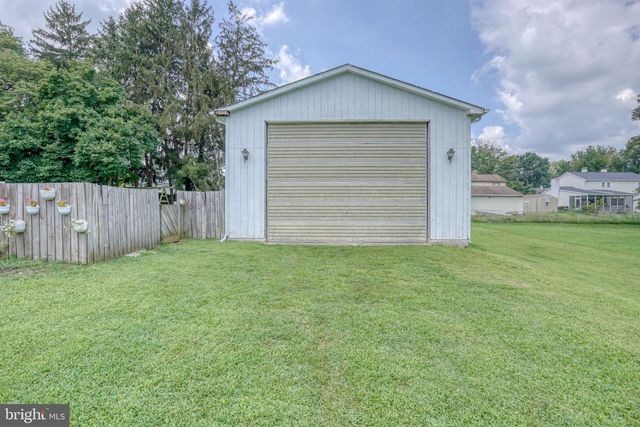 552 S OLD MILL RD, Dover, DE 19901