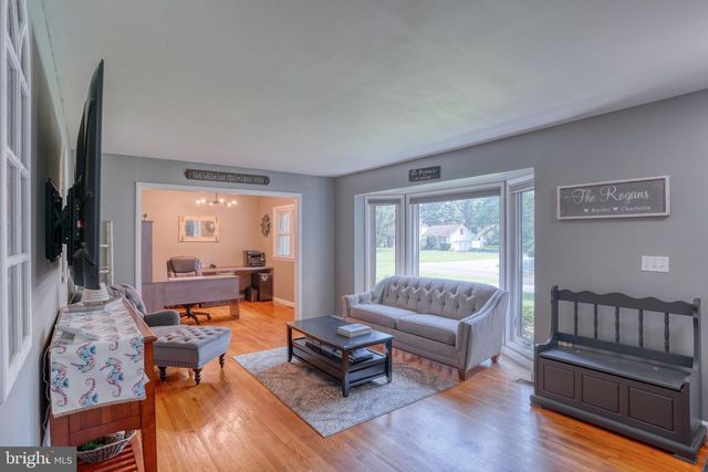 552 S OLD MILL RD, Dover, DE 19901
