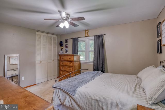 552 S OLD MILL RD, Dover, DE 19901