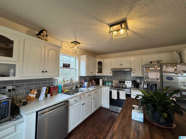 1376 SCENIC TRAIL, Warrior, AL 35180