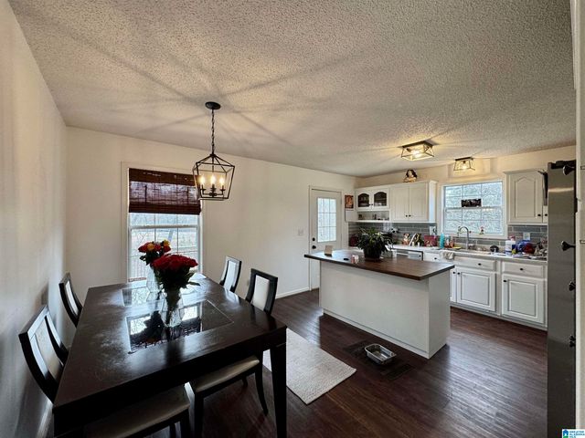 1376 SCENIC TRAIL, Warrior, AL 35180