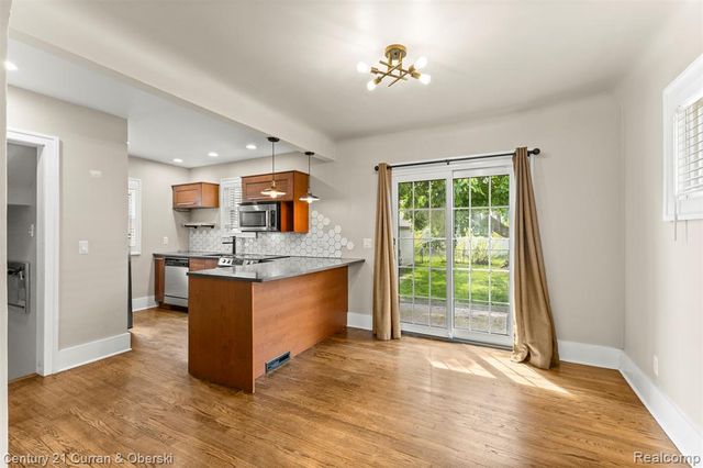 3440 20th Street, Wyandotte, MI 48192
