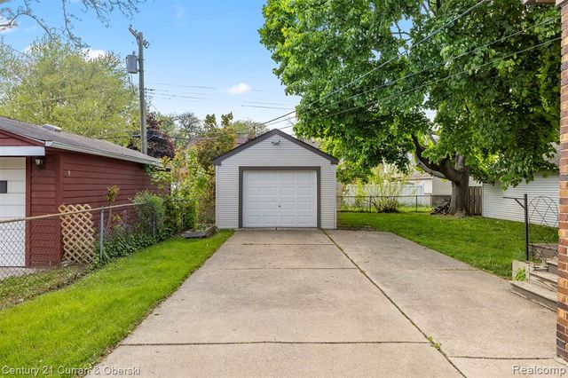 3440 20th Street, Wyandotte, MI 48192